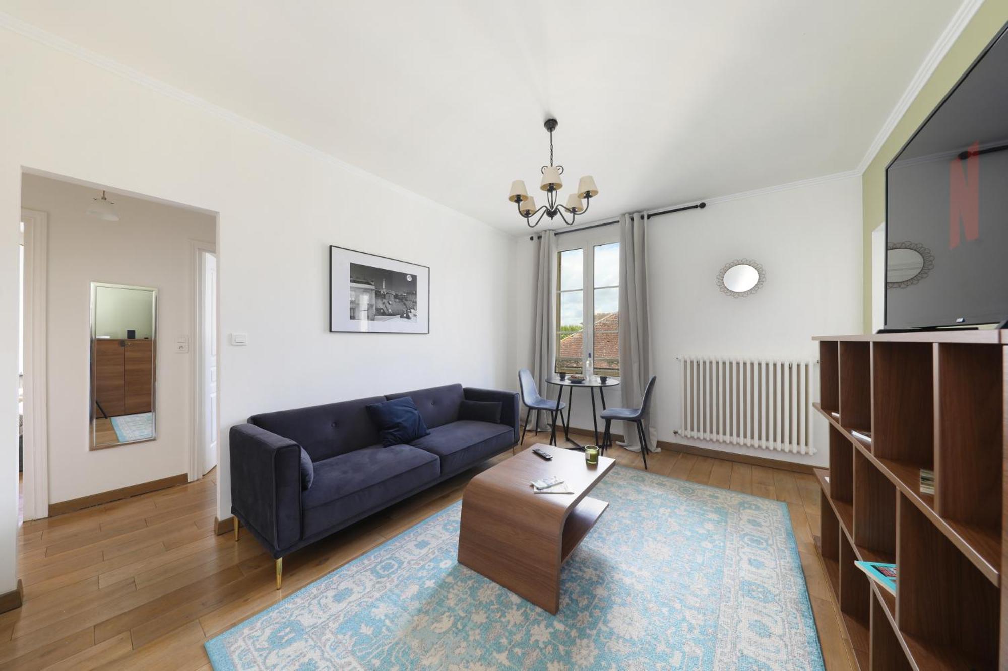 Charmant Appartement Dans Le Centre Ville, A 2 Minutes Du Palais Compiègne Buitenkant foto
